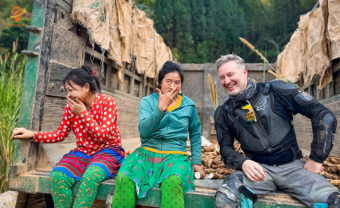 Day 1: Hanoi - Thung Khe Pass - Mai Chau Flag Tower - Mai Chau With Love Homestay - Cycling  (L/D)