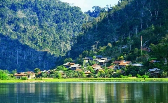 Day 2: Ba Be Lake (B/L/D)